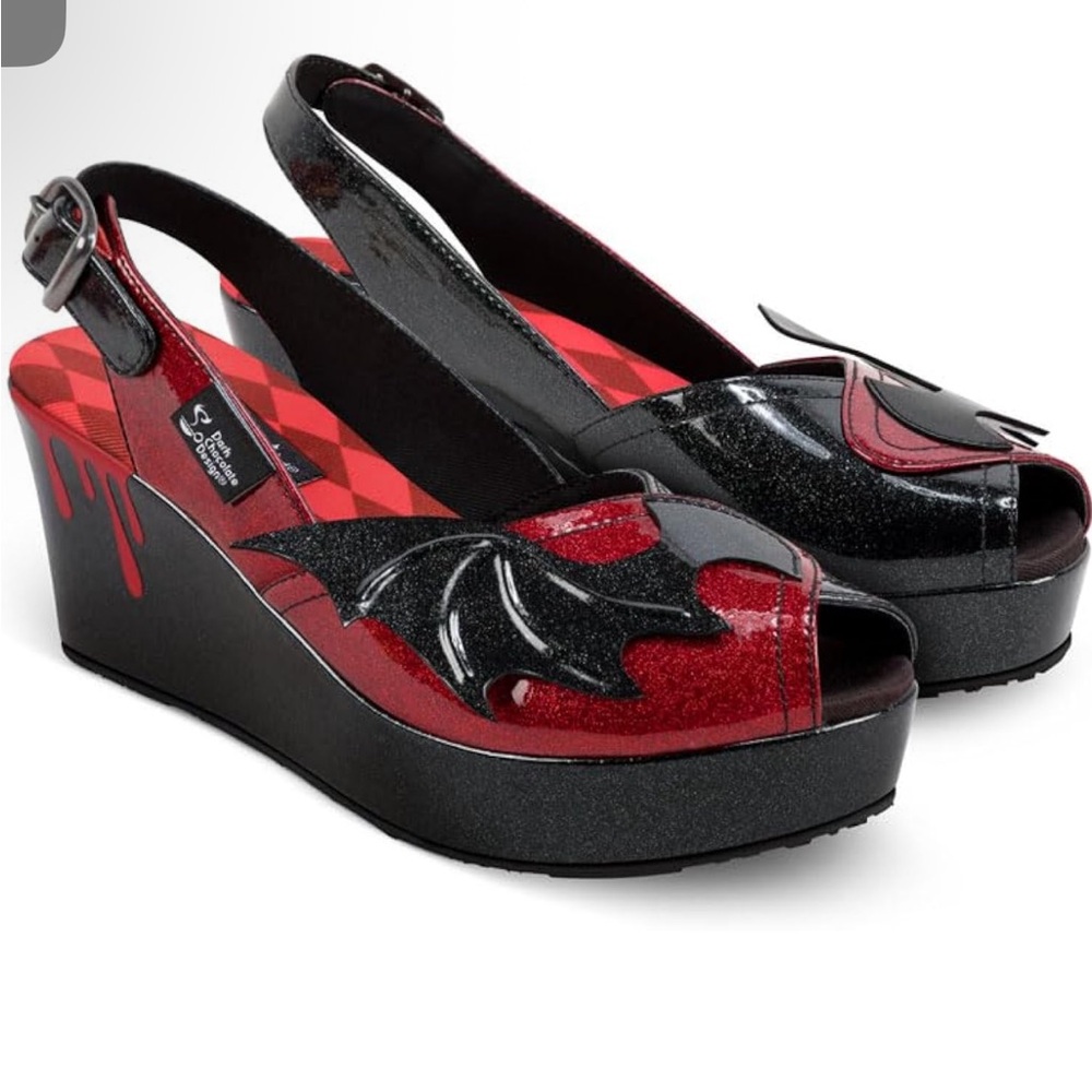 Hot chocolate design red and black bat shoes